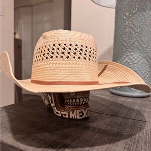 Stylish Cream Straw Hat for Men